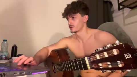 Snapshot of vincentprice69 chatting on 02-14-26, 10:17 vincentprice69 online show from 02-14-26, 10:17