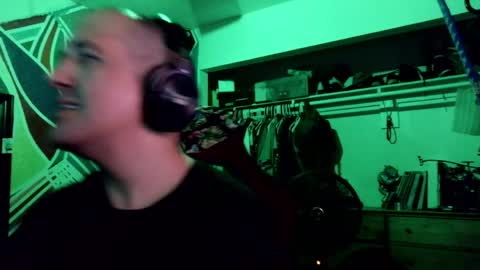 onlyhaveeyes4u online show from 04-15-26, 02:07