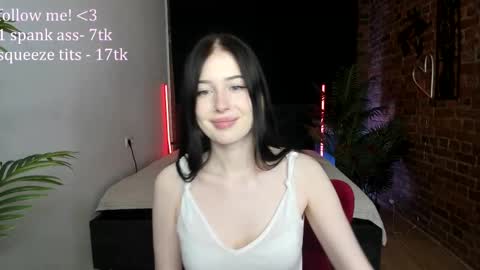 Snapshot of vinessa_coy chatting on 02-06-26, 07:50 Vinessa online show from 02-06-26, 07:50