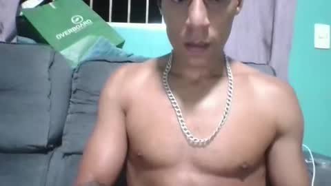 Snapshot of viniviniceco chatting on 01-12-26, 03:23 viniviniceco online show from 01-12-26, 03:23