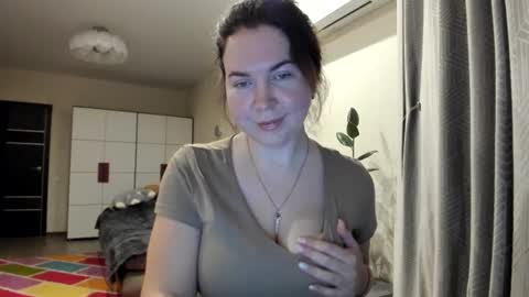 Snapshot of viodetta chatting on 12-15-24, 07:53 viodetta online show from 12-15-24, 07:53