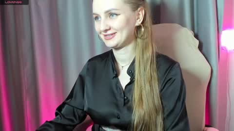 Snapshot of viola_1 chatting on 05-06-26, 09:09 Funny girl online show from 05-06-26, 09:09