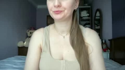 Snapshot of viola_1 chatting on 07-01-26, 03:19 Funny girl online show from 07-01-26, 03:19
