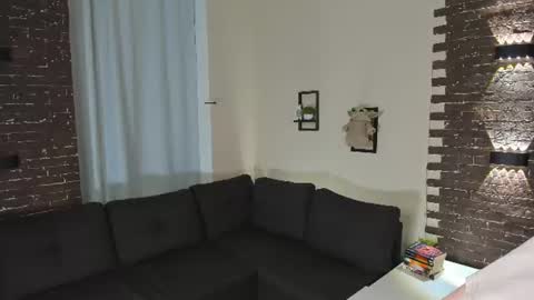 Viola but friends call me Sisi online show from 06-28-26, 05:52