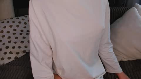 Snapshot of violafooxx chatting on 02-23-26, 07:17 violafooxx online show from 02-23-26, 07:17