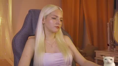violamore online show from 05-18-26, 04:07
