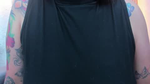 Snapshot of violeet_scottt chatting on 02-10-26, 01:04 Violette online show from 02-10-26, 01:04