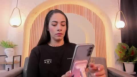 Violette online show from 03-05-26, 10:11