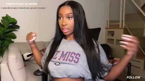 Fantasy Black Girl online show from 02-26-26, 07:40