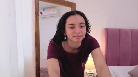 violet__15 online show from 03-20-26, 12:10
