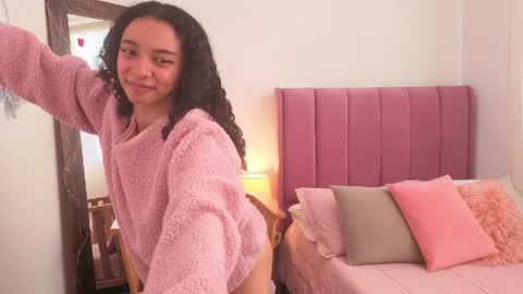 Snapshot of violet__15 chatting on 04-23-26, 12:29 violet__15 online show from 04-23-26, 12:29