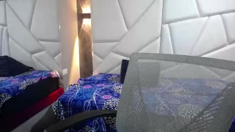 Snapshot of violet_angel13 chatting on 04-18-26, 07:58 Violet online show from 04-18-26, 07:58