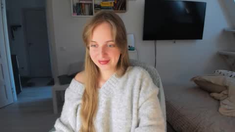 Snapshot of violet_blue_eyes chatting on 10-08-25, 07:39 Violet online show from 10-08-25, 07:39