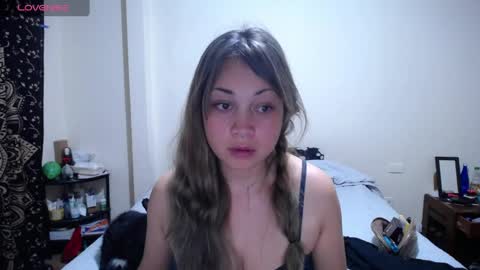 Snapshot of violet_bosh chatting on 05-18-26, 01:02 Violet online show from 05-18-26, 01:02