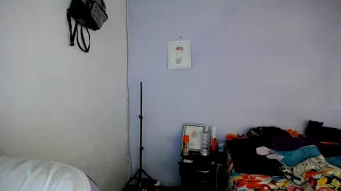 Snapshot of violet_hyuga chatting on 02-25-25, 09:35 violet_hyuga online show from 02-25-25, 09:35