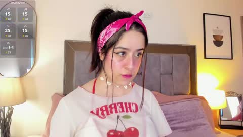 Snapshot of violet_nova1 chatting on 06-02-26, 11:34 Violet Nova online show from 06-02-26, 11:34
