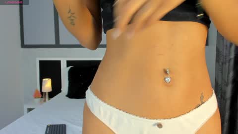 Snapshot of violet_rost chatting on 01-24-25, 04:28  Violet  online show from 01-24-25, 04:28