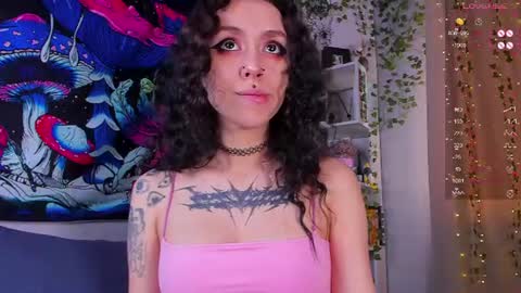 Snapshot of violet_walker7 chatting on 06-15-26, 04:36 Violet online show from 06-15-26, 04:36