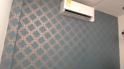 Snapshot of violeta_cute18 chatting on 01-11-25, 01:16 Violeta online show from 01-11-25, 01:16