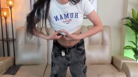 Violeta online show from 09-29-25, 07:19