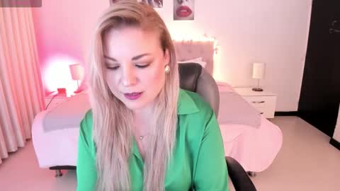 violeta_hotter_ online show from 10-21-25, 10:49