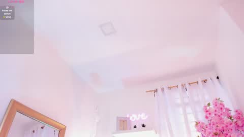 Snapshot of violeta_velvet_ chatting on 07-13-26, 01:03 online show from 07-13-26, 01:03