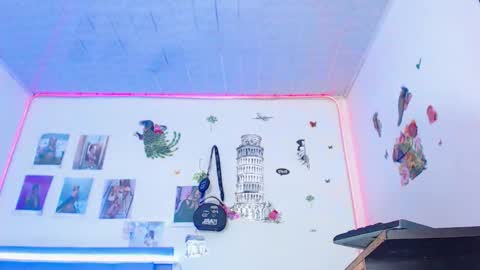 Snapshot of violetaconny chatting on 02-22-26, 08:29 violetaconny online show from 02-22-26, 08:29