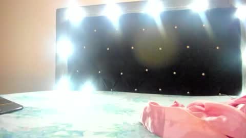 VioletaDums online show from 03-31-26, 03:30