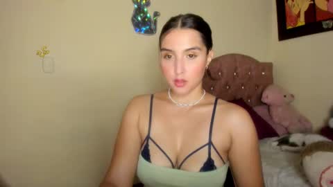 Jimena online show from 09-16-25, 12:11