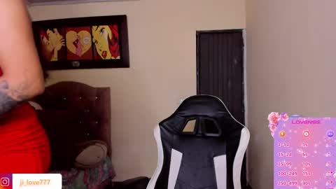 Jimena online show from 04-13-26, 03:45