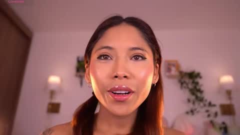 violeth___ online show from 12-04-25, 01:20