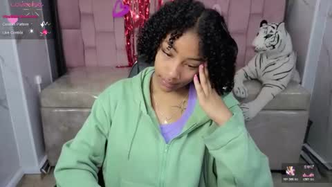 violeth_b online show from 02-26-26, 12:48