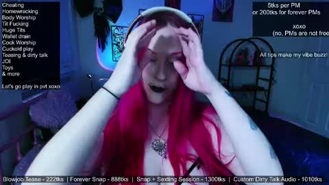 Snapshot of violetoctober chatting on 10-30-25, 12:56 Violet October online show from 10-30-25, 12:56