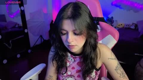   online show from 11-22-25, 07:35