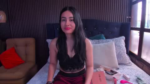 Violet Rousse online show from 10-23-25, 02:38