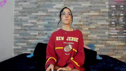 ViolettGolden online show from 10-06-25, 02:03