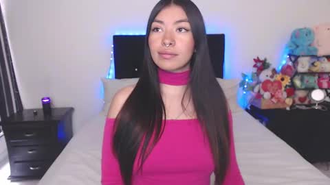 Snapshot of violett_flowers chatting on 01-30-25, 07:48 violeta  online show from 01-30-25, 07:48