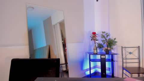 Snapshot of violetta_bold chatting on 04-28-26, 03:39 violetta_bold online show from 04-28-26, 03:39