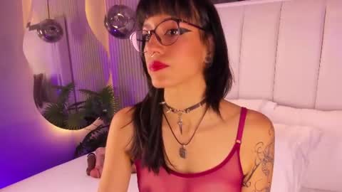 Snapshot of violettacolinss chatting on 07-01-26, 11:34 violettacolinss online show from 07-01-26, 11:34