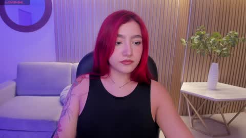 Violett Castel online show from 01-11-25, 07:27