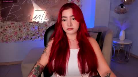 Violett Castel online show from 09-27-25, 06:46