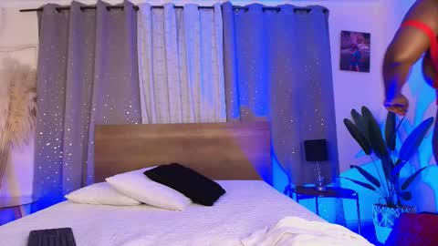 Snapshot of violettgomez_93 chatting on 02-14-26, 05:37 Violett online show from 02-14-26, 05:37