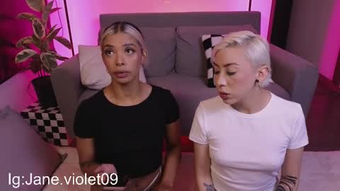 Violet online show from 09-16-25, 02:01