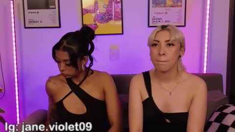 Violet online show from 02-01-26, 12:20