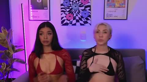 Violet online show from 05-24-26, 12:26