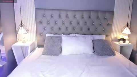 VioletthaRous online show from 11-21-25, 10:52