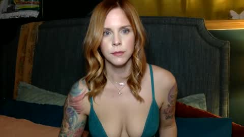 Violet online show from 12-13-24, 01:37