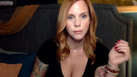 Violet online show from 12-16-24, 01:31