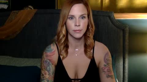 Violet online show from 01-05-25, 01:56