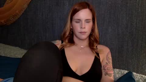 Violet online show from 01-08-25, 11:52